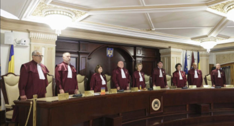 A cincea amânare la CCR pe pensiile magistraților. Miza uriașă: milioane de euro din PNRR în joc
