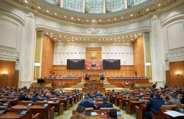 Sondaj: ce partide ar vota românii la alegerile parlamentare. AUR rămâne pe primul loc, dar pierde procente
