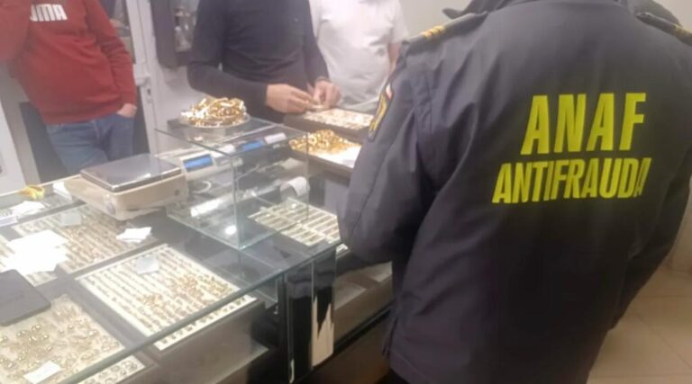 Captură impresionantă în Călărași: 6 kilograme de aur și diamante fără acte, confiscate de ANAF