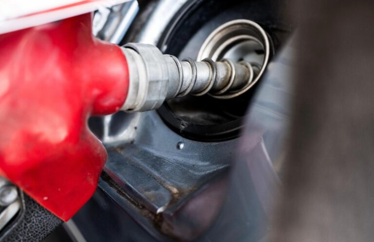 Nicușor Dan: „Nu avem posibilitatea să reducem accizele la carburanți”