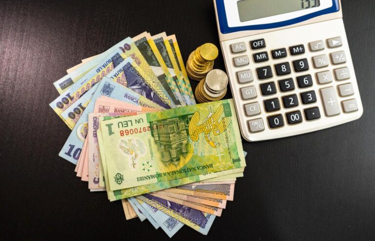Noua lege a salarizării la stat schimbă grilele de plată. Care vor fi cele mai mici și cele mai mari salarii din sistemul bugetar
